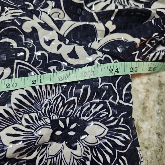 Alfred Dunner 18W Black White Textured Floral Clear Sequin Button Front Jacket - Picture 10 of 11